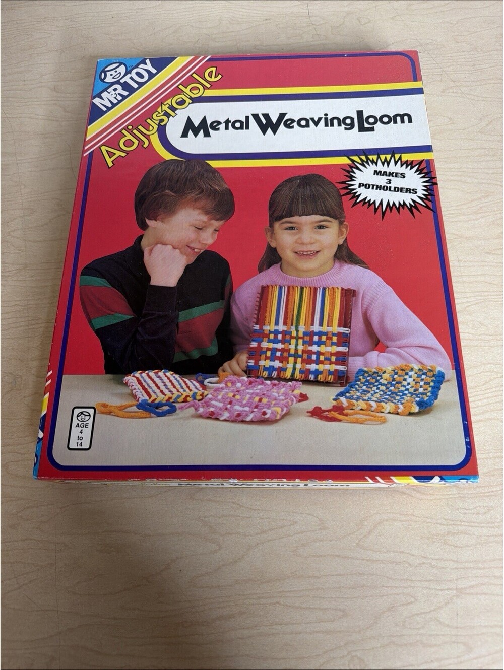 Vintage Mr. Toy Adjustable metal weaving loom